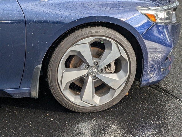 2020 Honda Accord Touring 2.0T photo 10