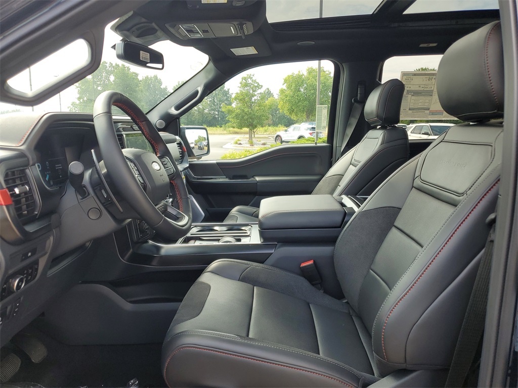2025 Ford F-150 Raptor photo 5