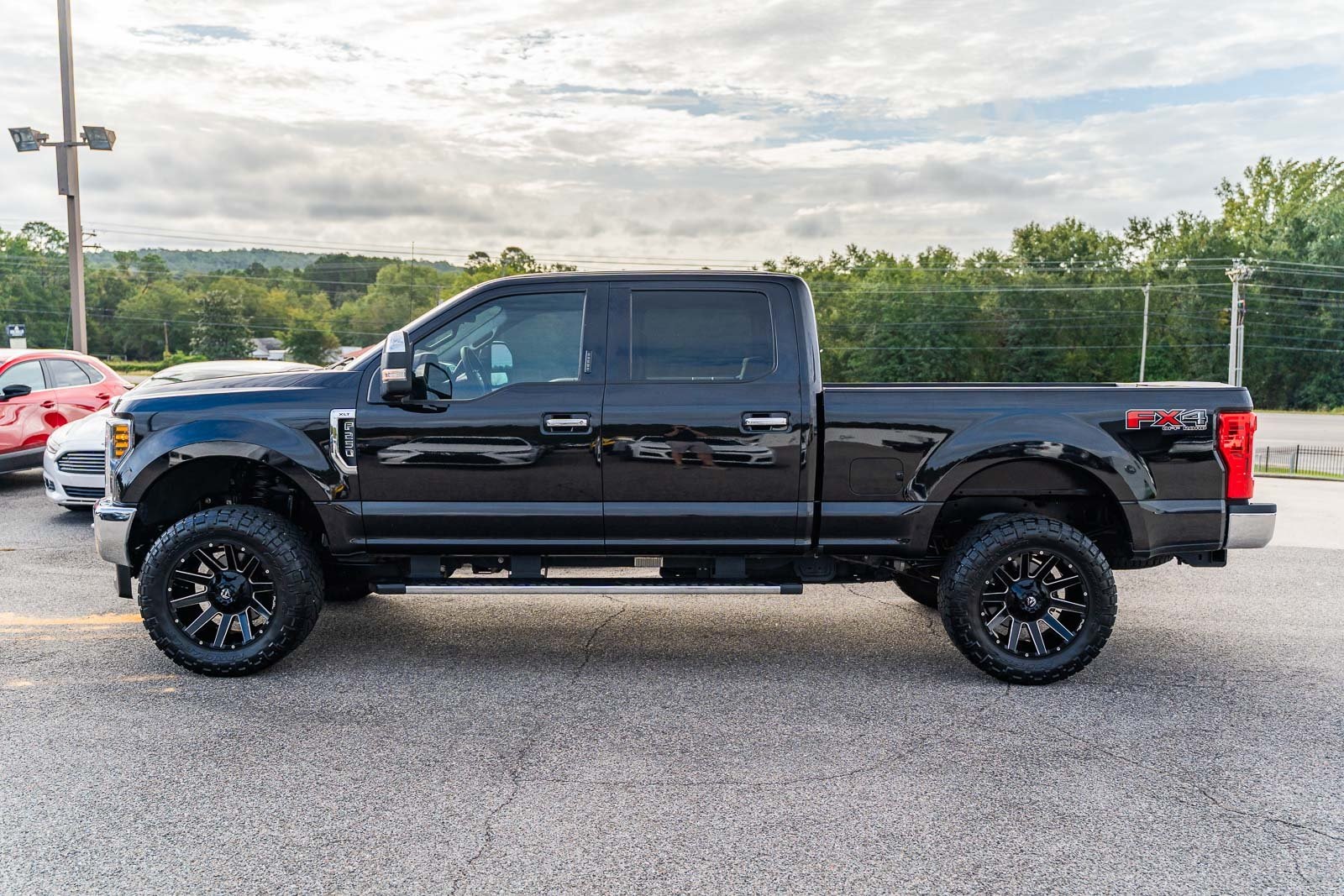 2019 Ford F-250 XLT photo 4