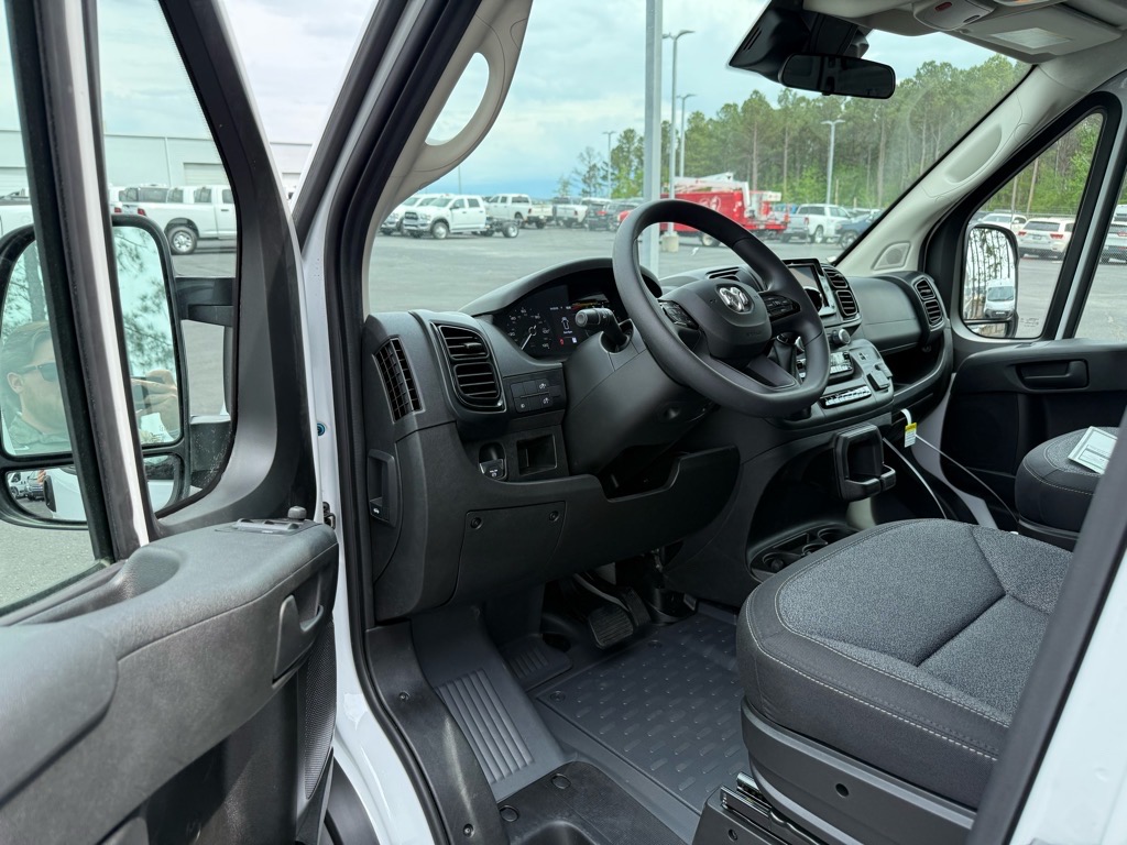 2025 Ram ProMaster 3500 photo 3
