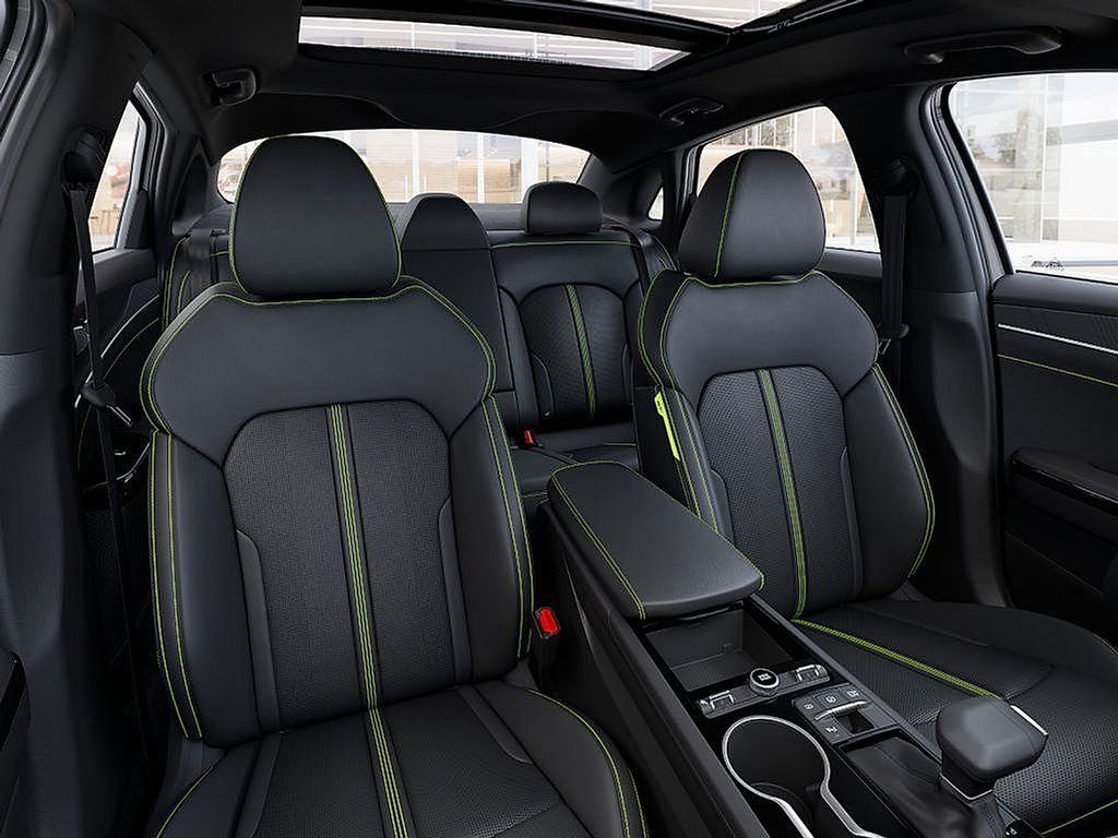 2026 Kia K5 GT photo 13