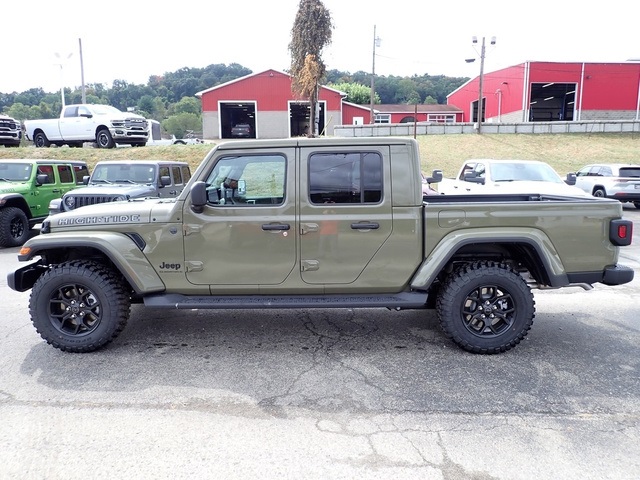 2025 Jeep Gladiator Sport photo 2