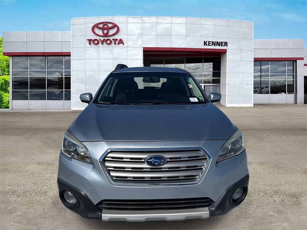2017 Subaru Outback 3.6R Limited photo 2