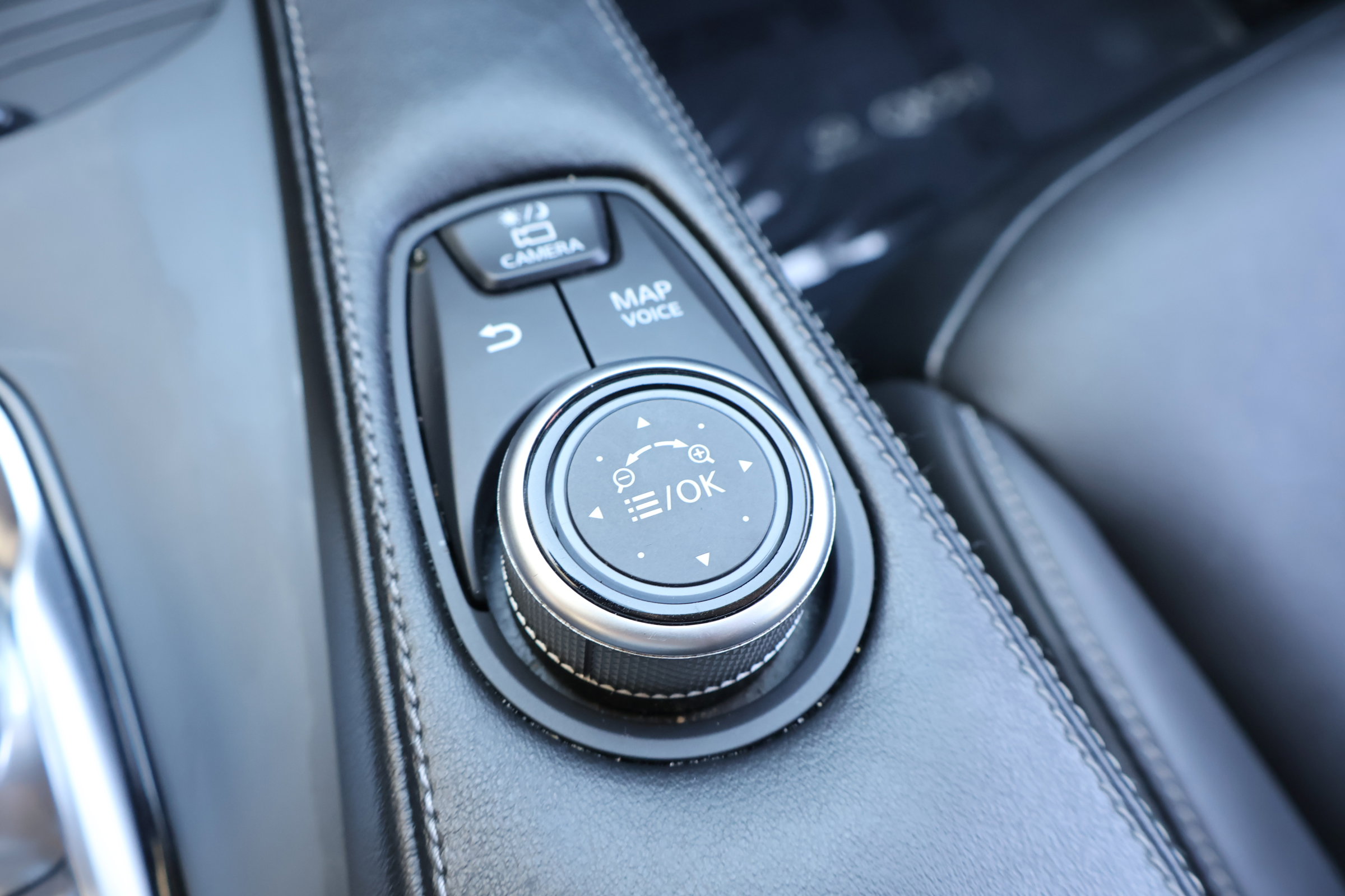 2021 Infiniti QX50 Essential photo 28
