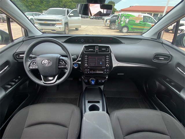2022 Toyota Prius L photo 16