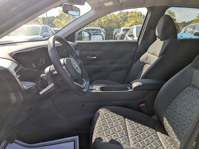 2026 Nissan Kicks SV photo 15
