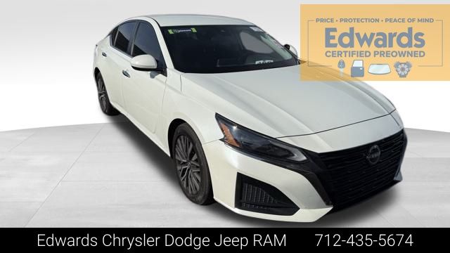 2023 Nissan Altima SV