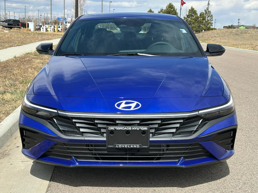2025 Hyundai Elantra Hybrid SEL Sport photo 2