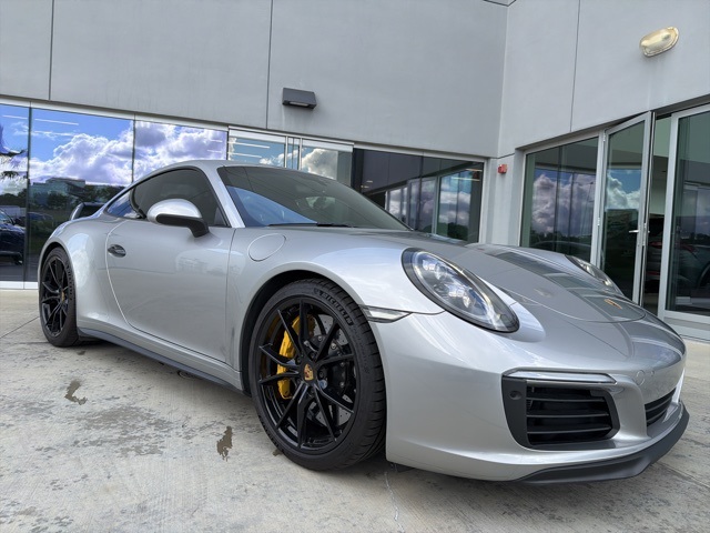 2019 Porsche 911's photo