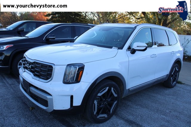 2024 Kia Telluride S photo 2
