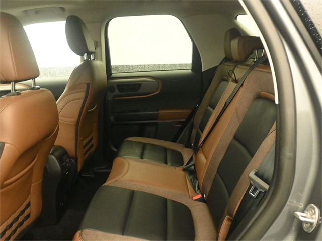 2025 Ford Bronco Sport Outer Banks photo 2