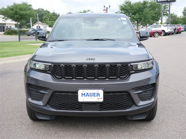 Used 2025 Jeep Grand Cherokee Altitude with VIN 1C4RJHAG2SC285820 for sale in Anoka, Minnesota