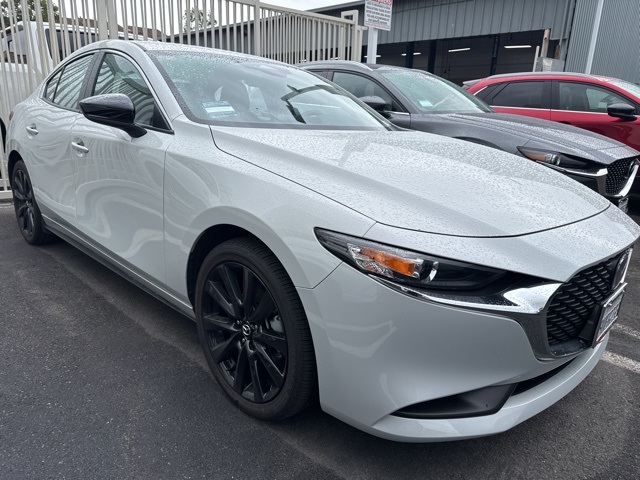 2025 Mazda Mazda3 Select Sport's photo