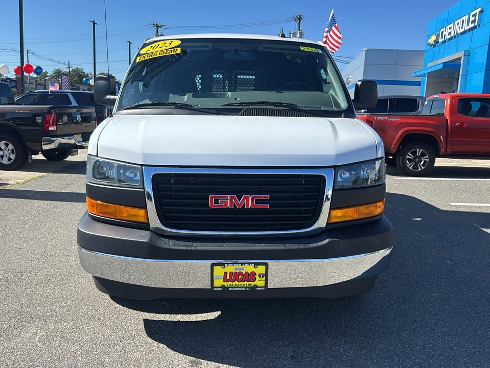 2023 Gmc Savana 2500 Cargo photo 2