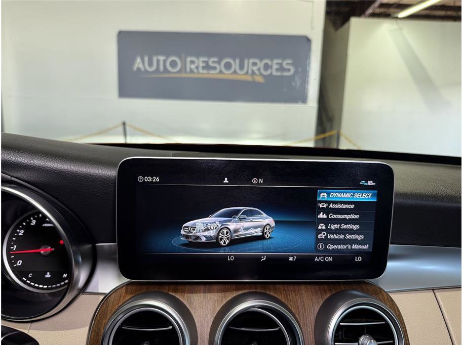 2019 Mercedes Benz C 300 photo 32