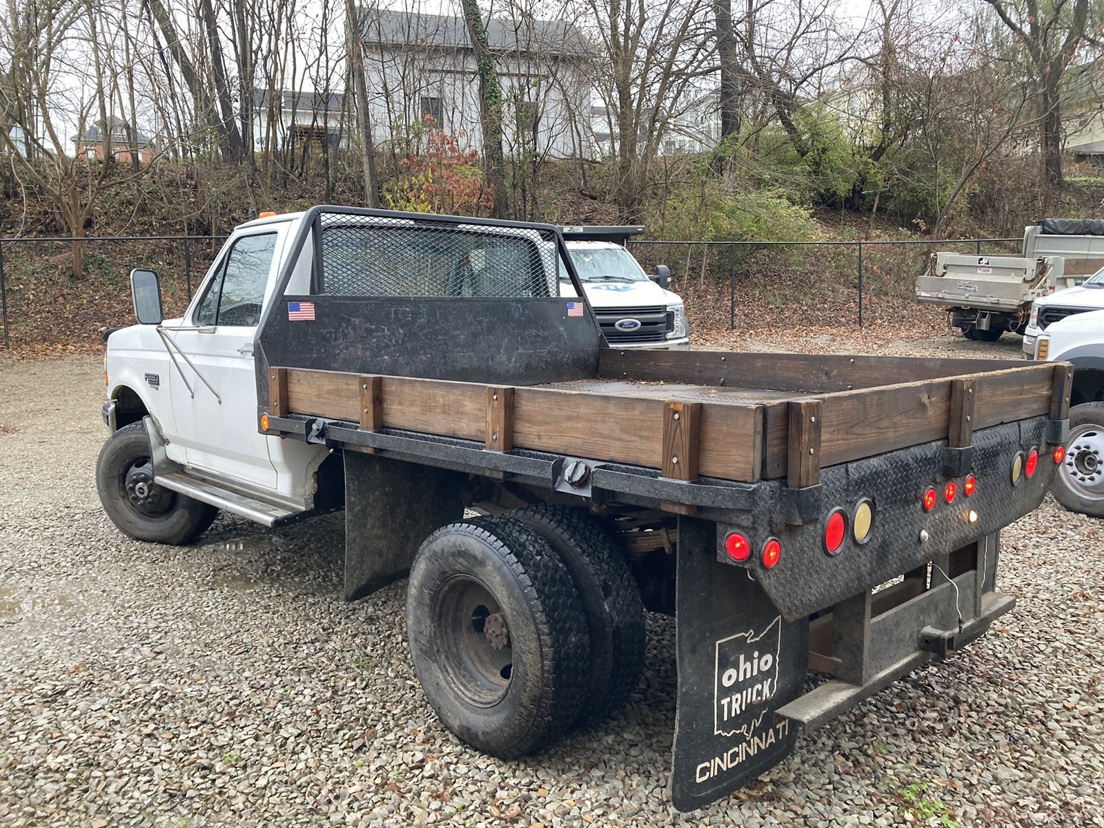 1997 Ford F-350 XL photo 2