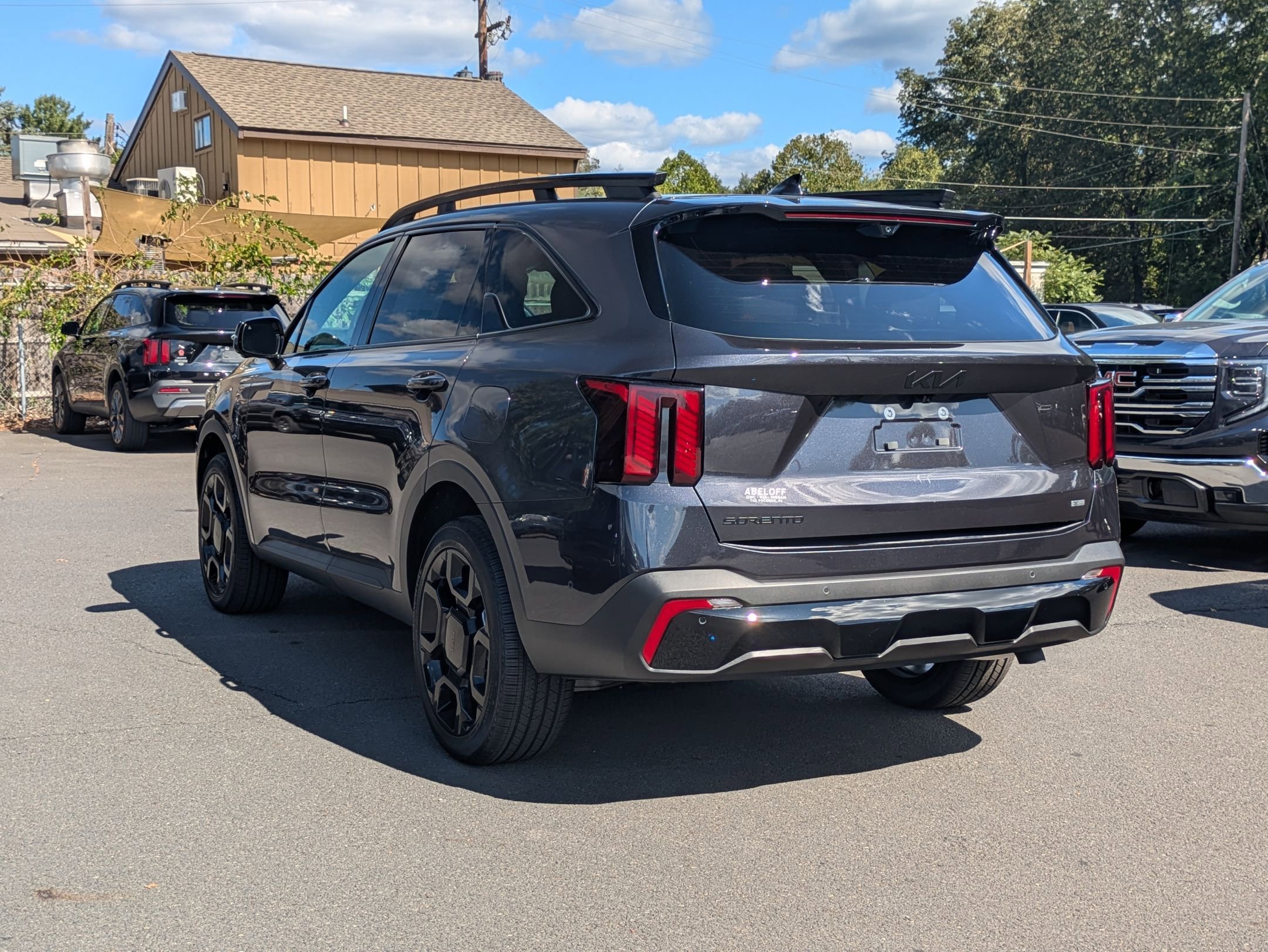 2026 Kia Sorento X-Line SX Prestige photo 2