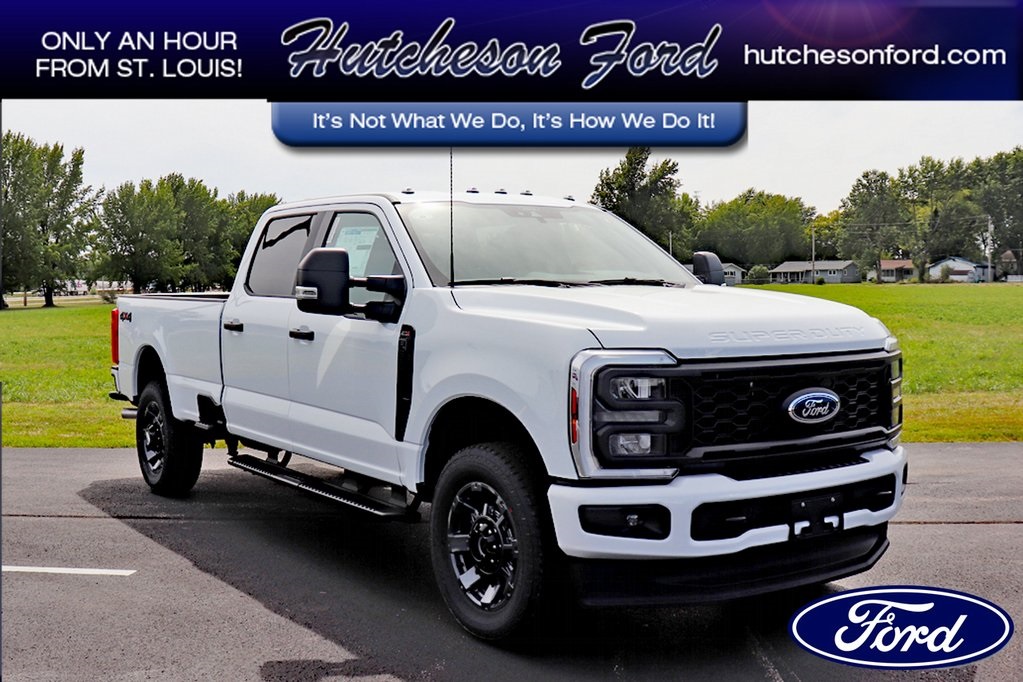 2026 Ford F-350 Super Duty XL's photo