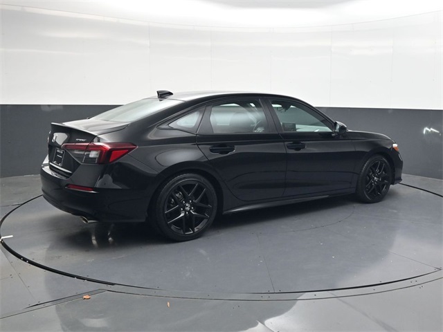 2025 Honda Civic Sport photo 3