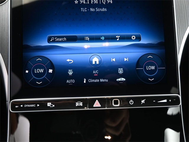2025 Mercedes Benz C 300 photo 3