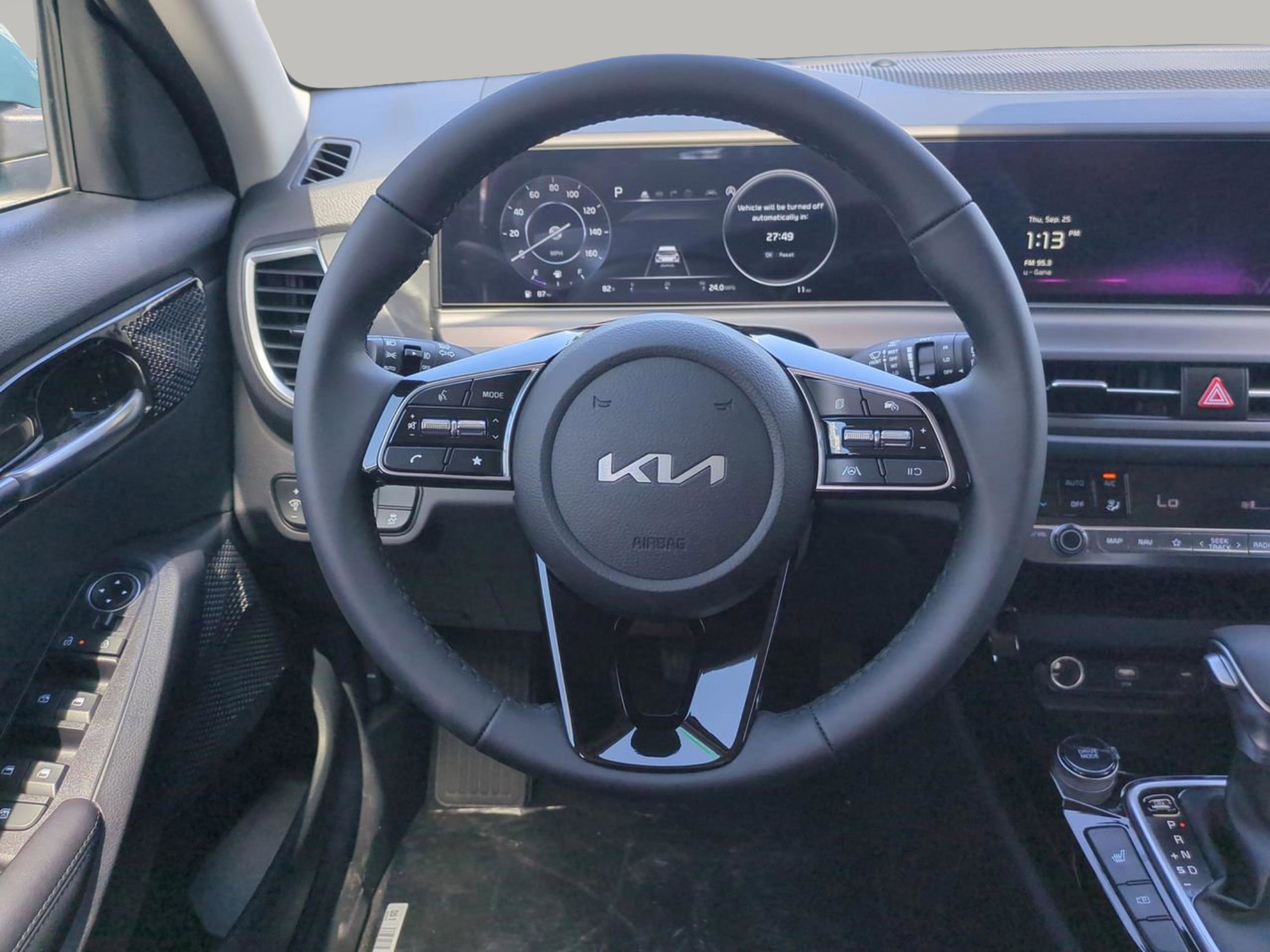2026 Kia Seltos EX photo 29