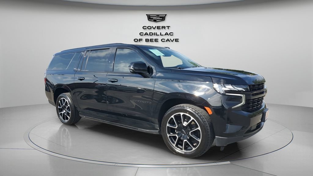 2023 Chevrolet Suburban RST's photo