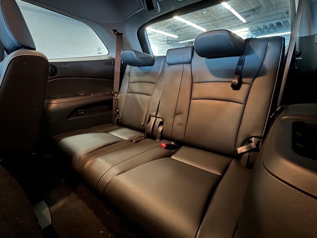 2022 Honda Pilot Black Edition photo 20