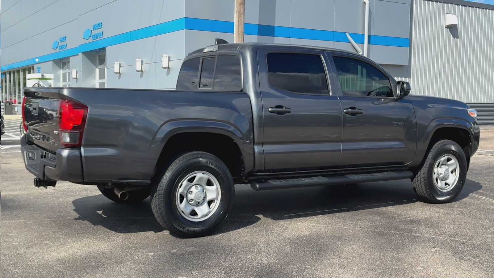2020 Toyota Tacoma SR V6 photo 2