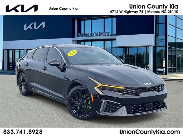 2025 Kia K5 GT's photo