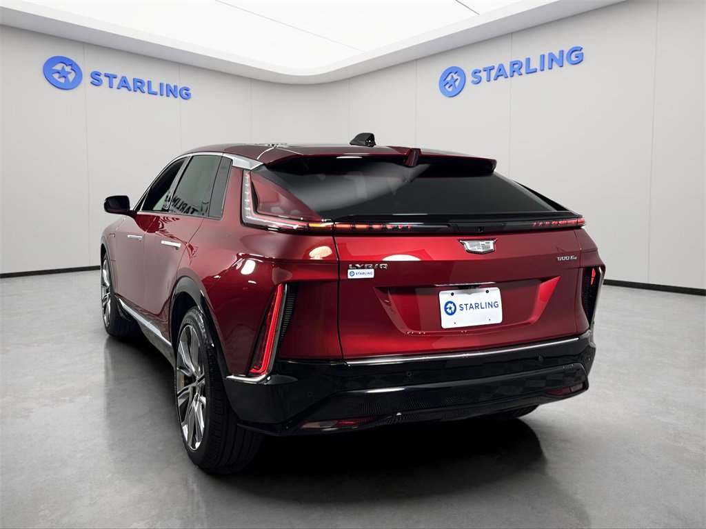 2024 Cadillac Lyriq Luxury photo 6