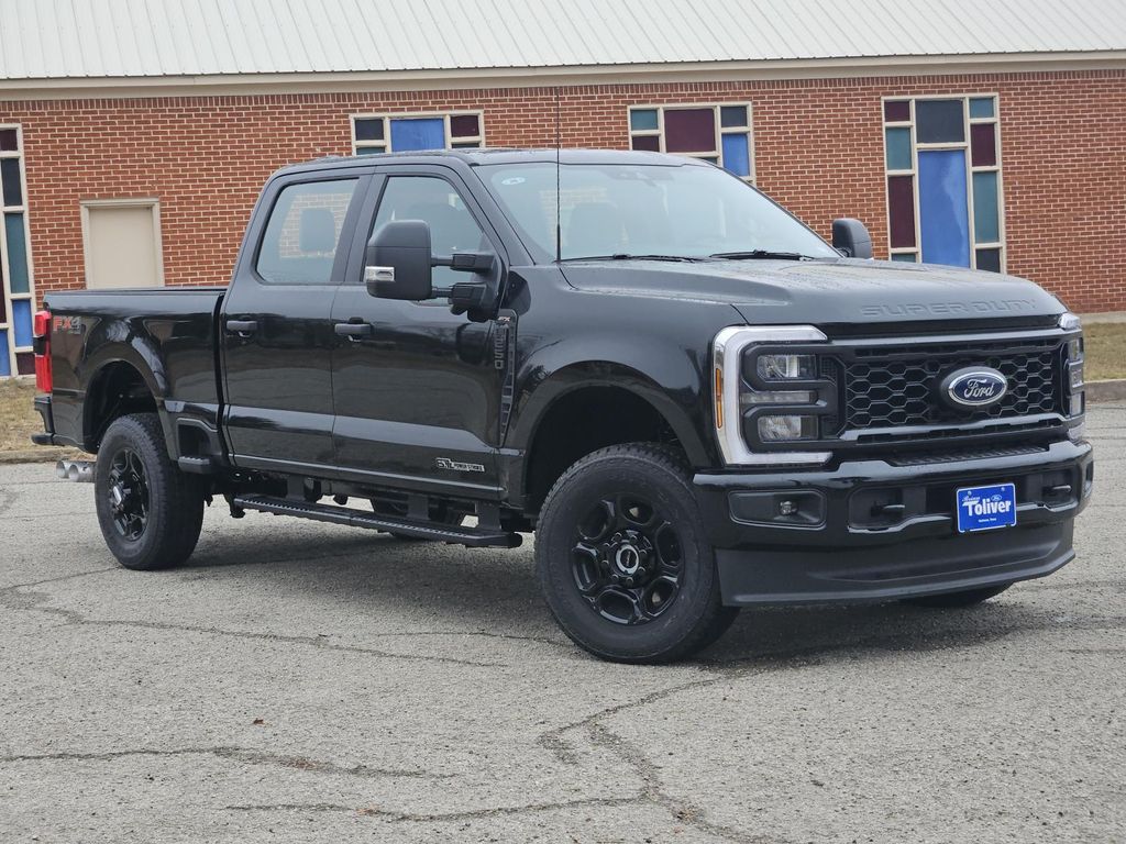 2025 Ford F-250 XL photo 2