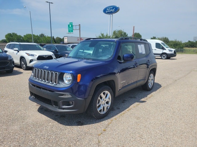 2016 Jeep Renegade Latitude North Edition photo 11
