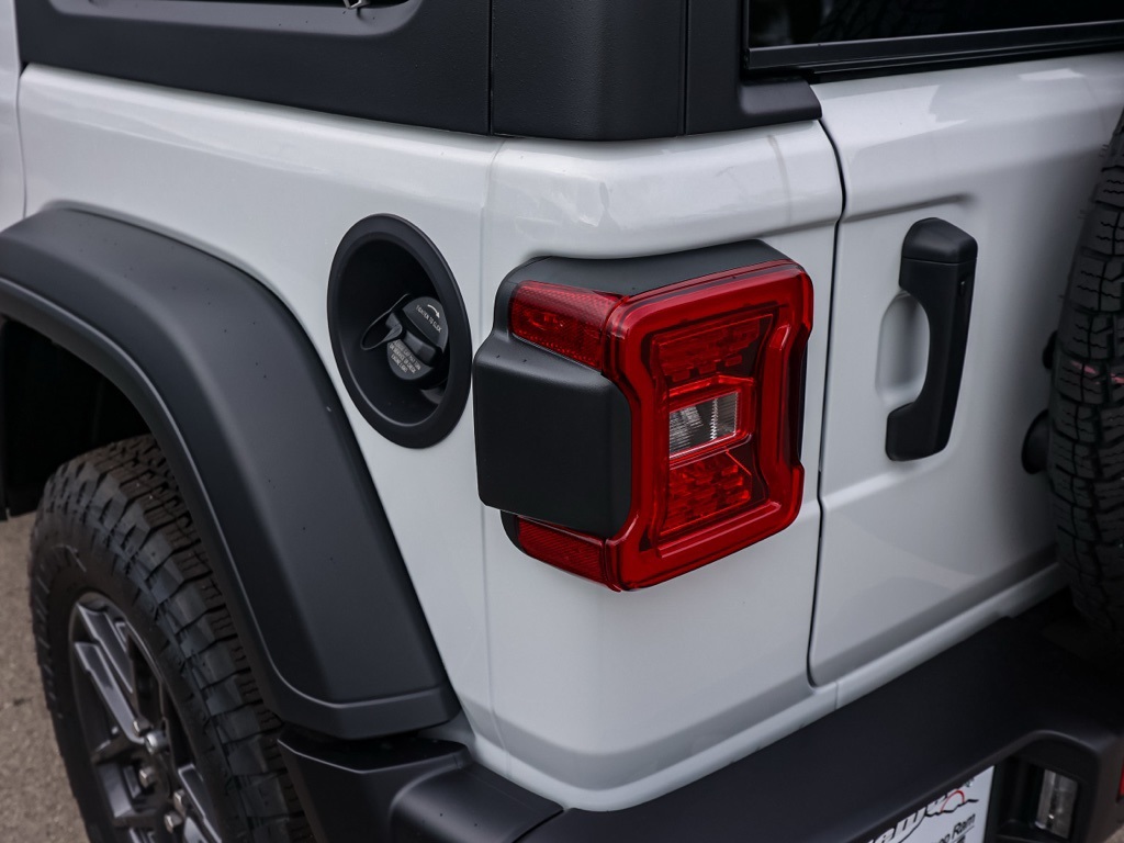 New 2026 Bright White Clear-Coat Exterior Paint Jeep Sport S image 6