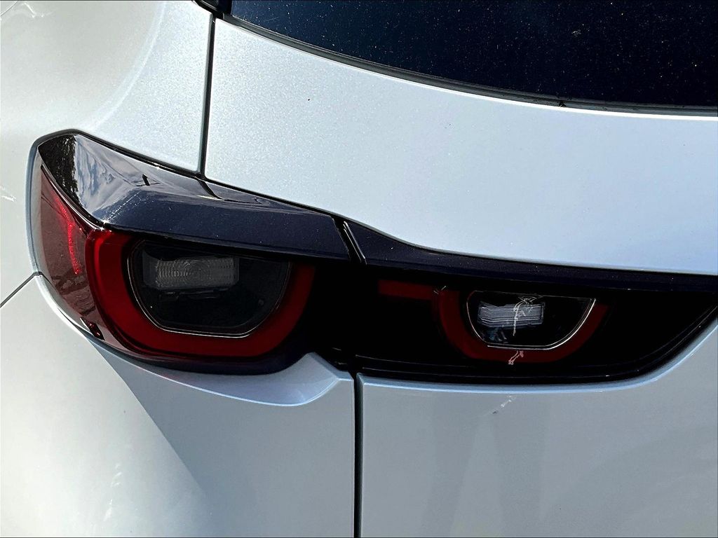 2023 Mazda CX-50 2.5 Preferred Plus photo 26