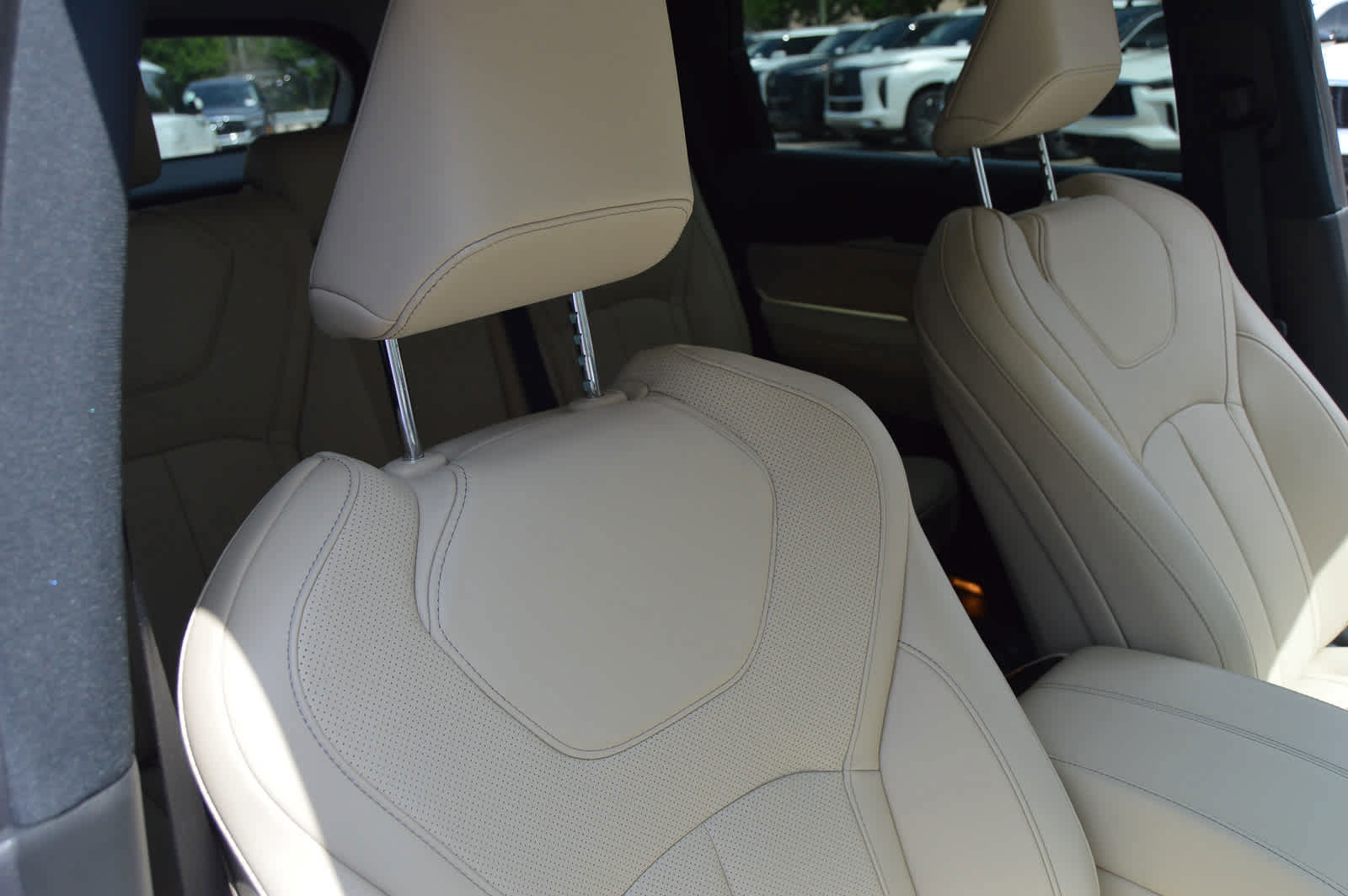 2025 Infiniti QX60 Sensory photo 8