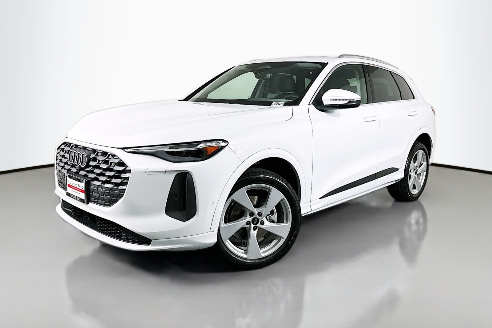 2025 Audi New Q5 Premium Plus's photo