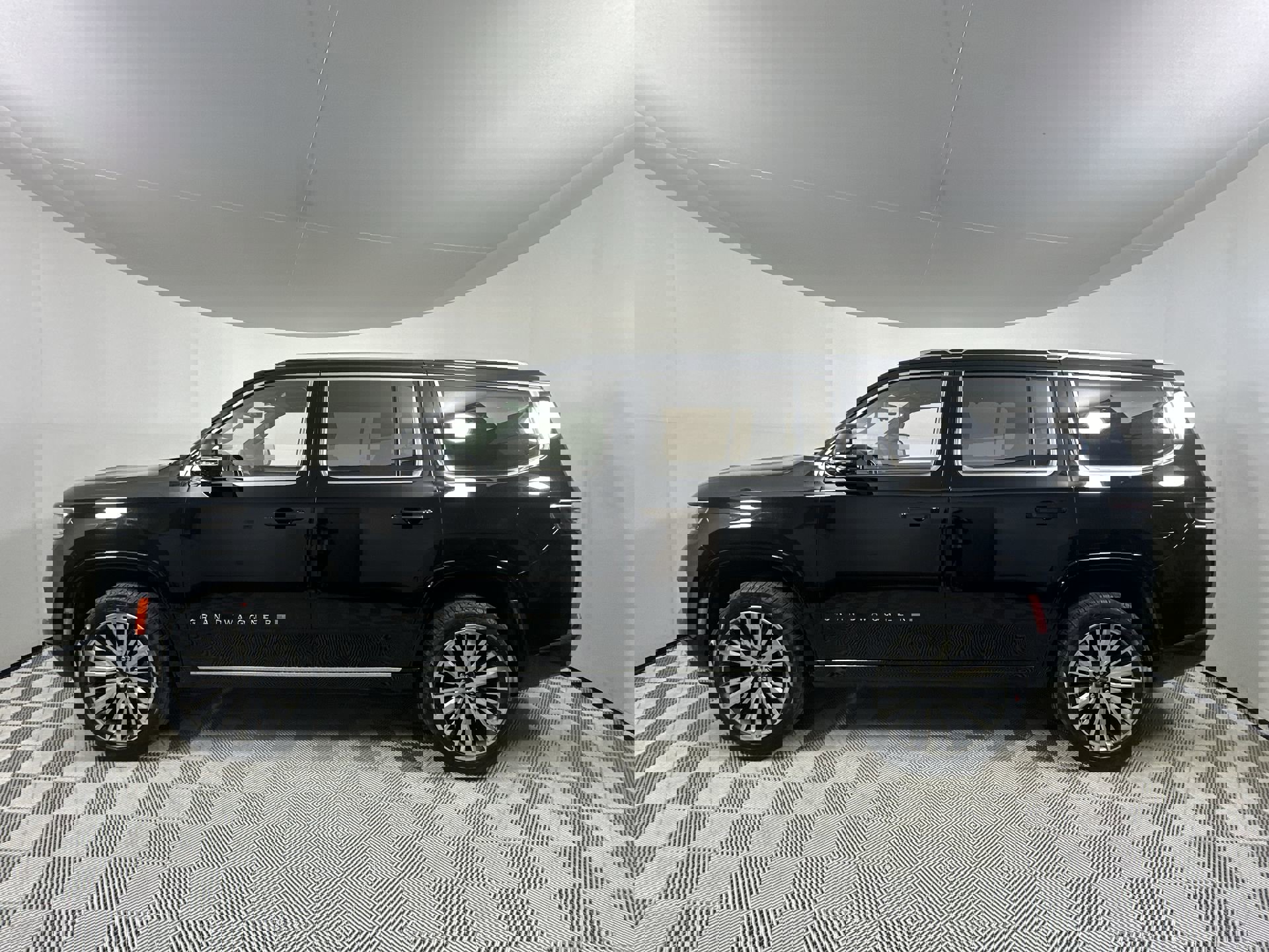 2024 Jeep Wagoneer Series III photo 5
