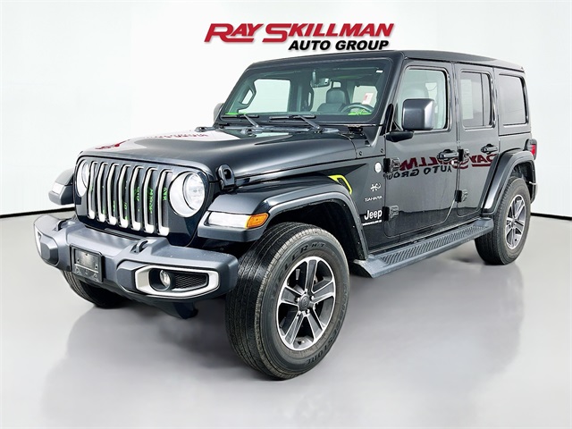 2023 Jeep Wrangler Sahara photo 3