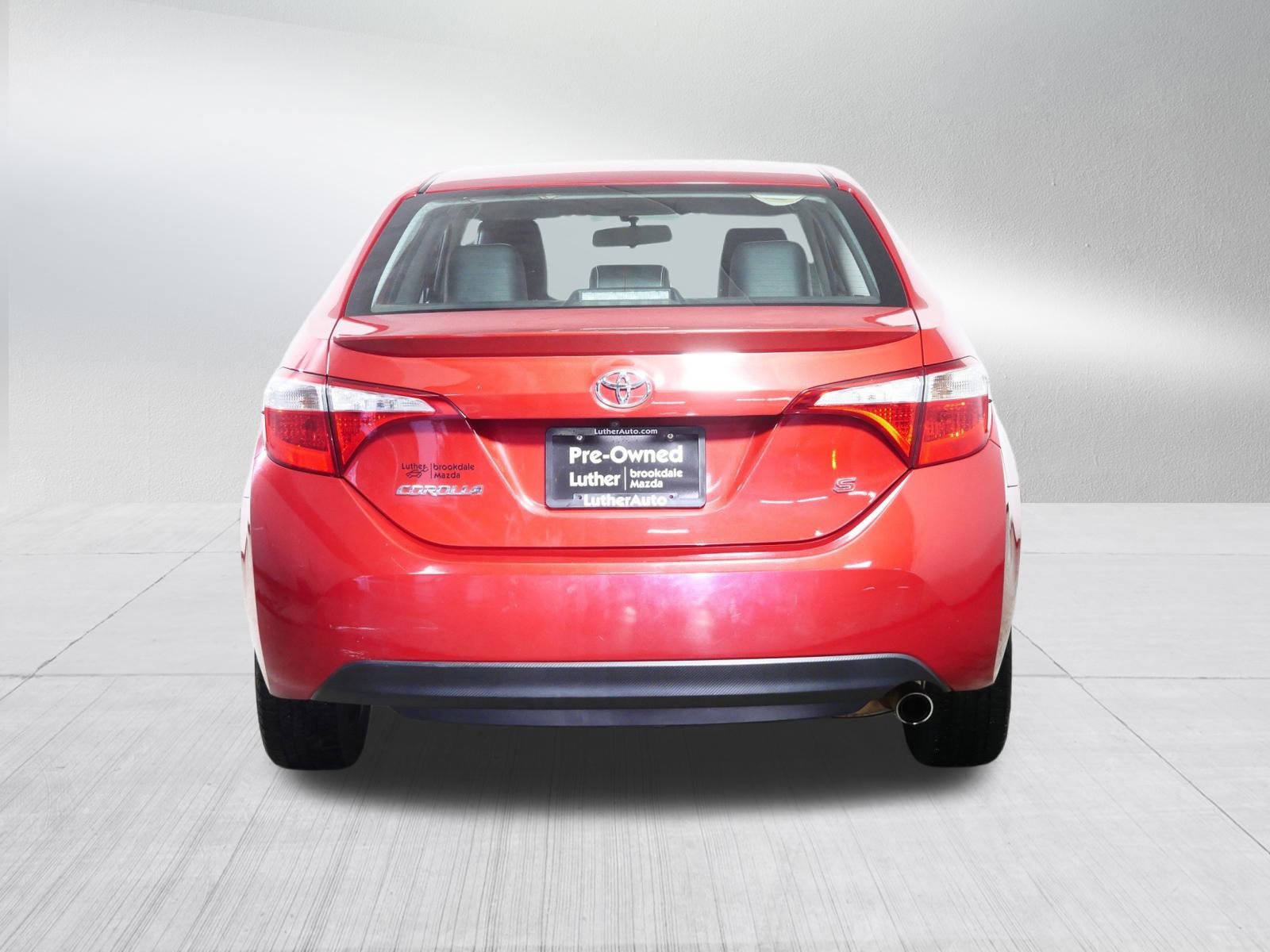2016 Toyota Corolla S photo 6