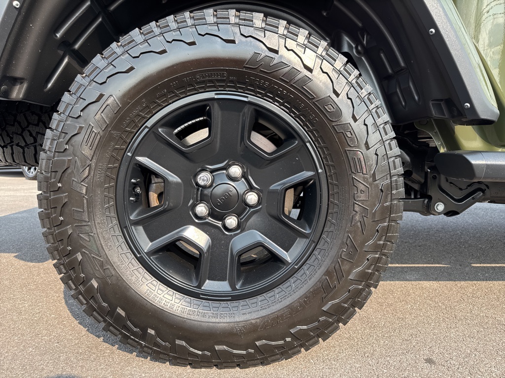 2022 Jeep Gladiator Mojave photo 11
