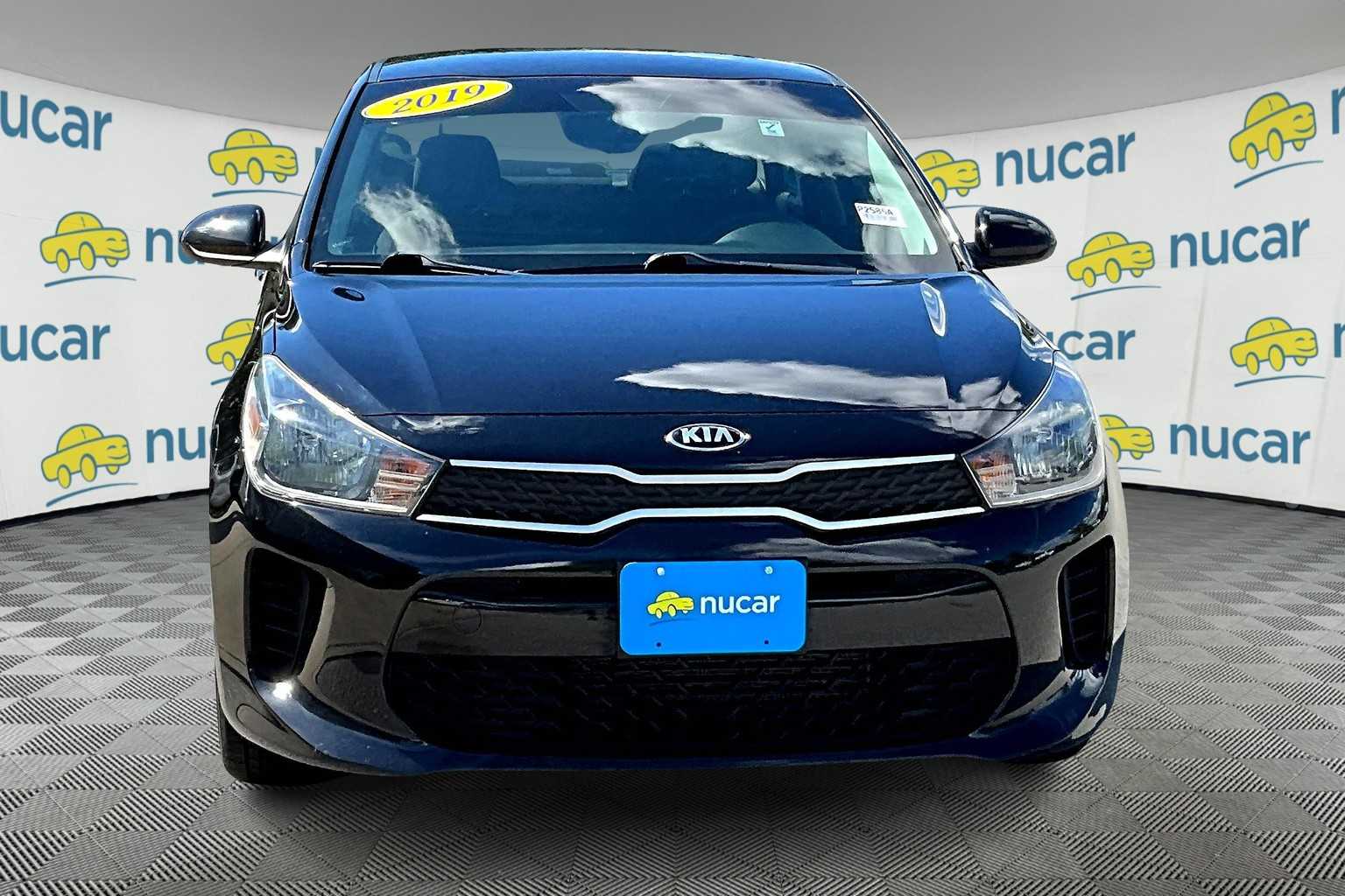 2019 Kia Rio LX photo 2
