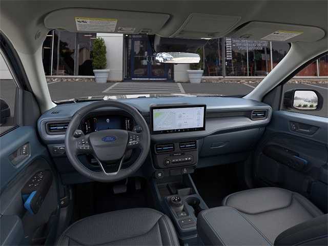 2025 Ford Maverick photo 8
