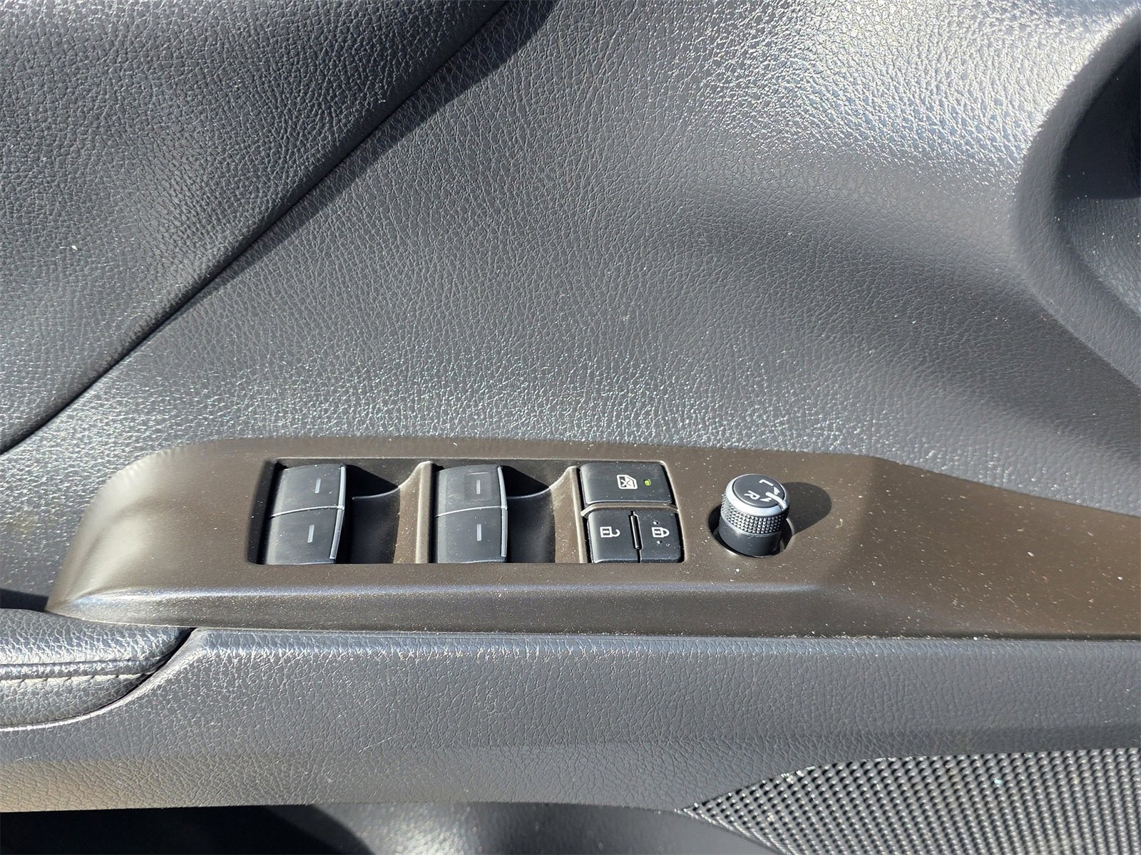 2022 Toyota Camry XSE photo 21
