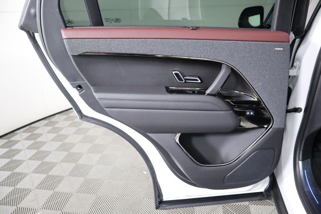 2025 Land Rover Range Rover Sport Autobiography photo 23