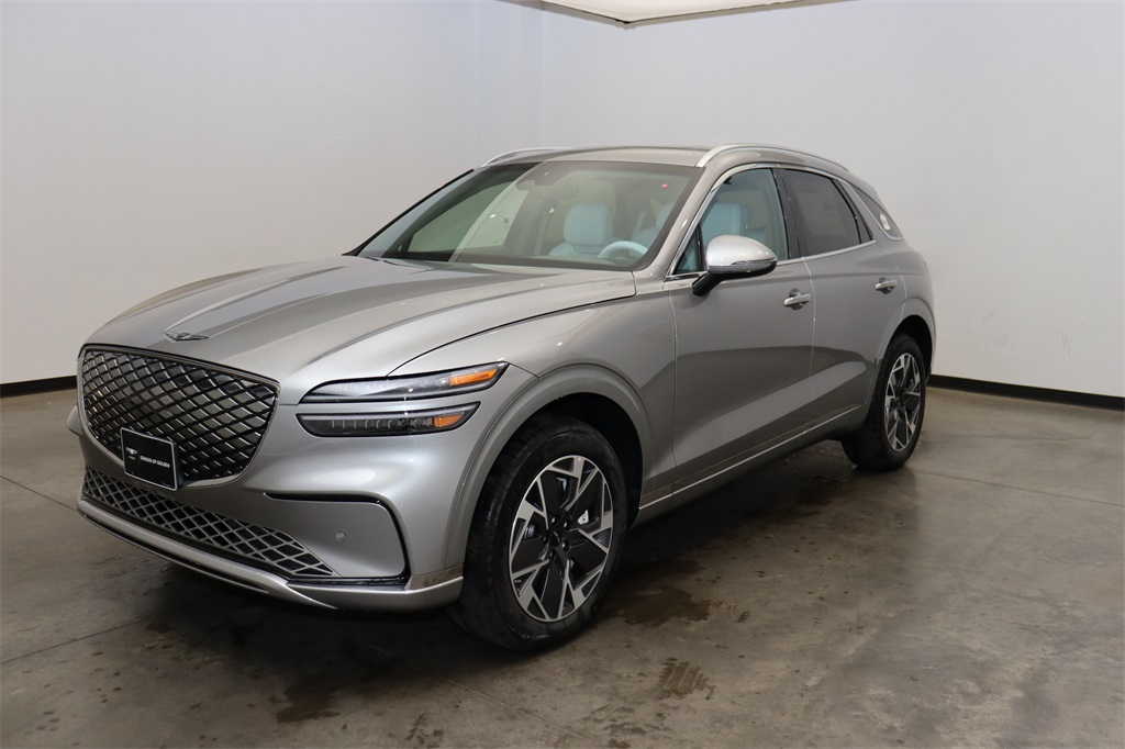 2026 Genesis Electrified GV70 Advanced photo 2