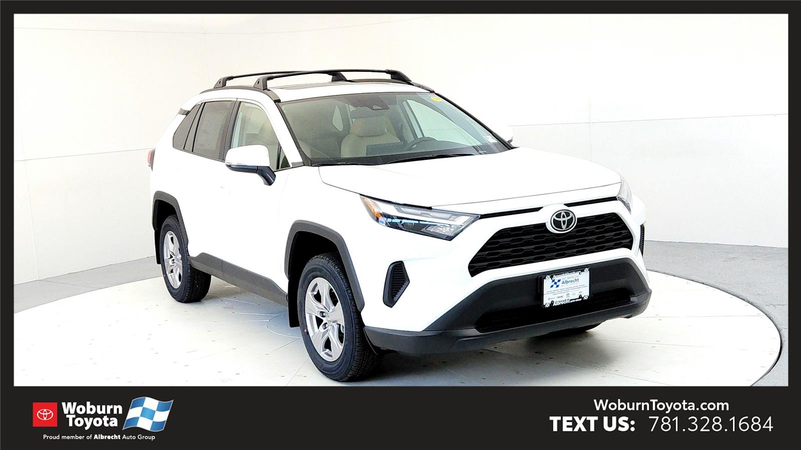 2025 Toyota RAV4 XLE's photo