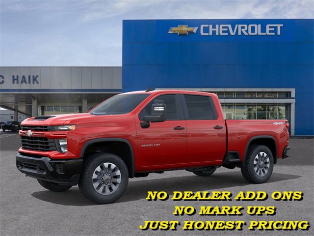 2025 Chevrolet Silverado 2500HD Custom photo 2