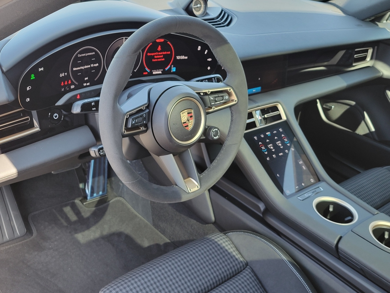 2025 Porsche Taycan 4S photo 4