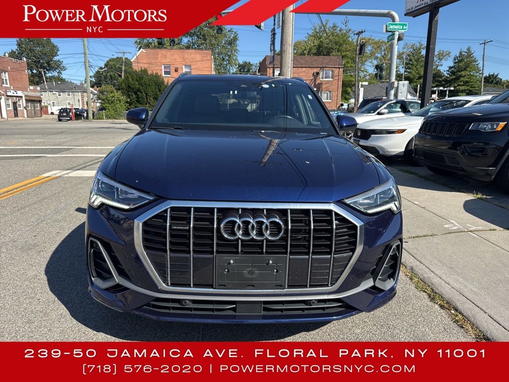 2023 Audi Q3 S line Premium photo 8