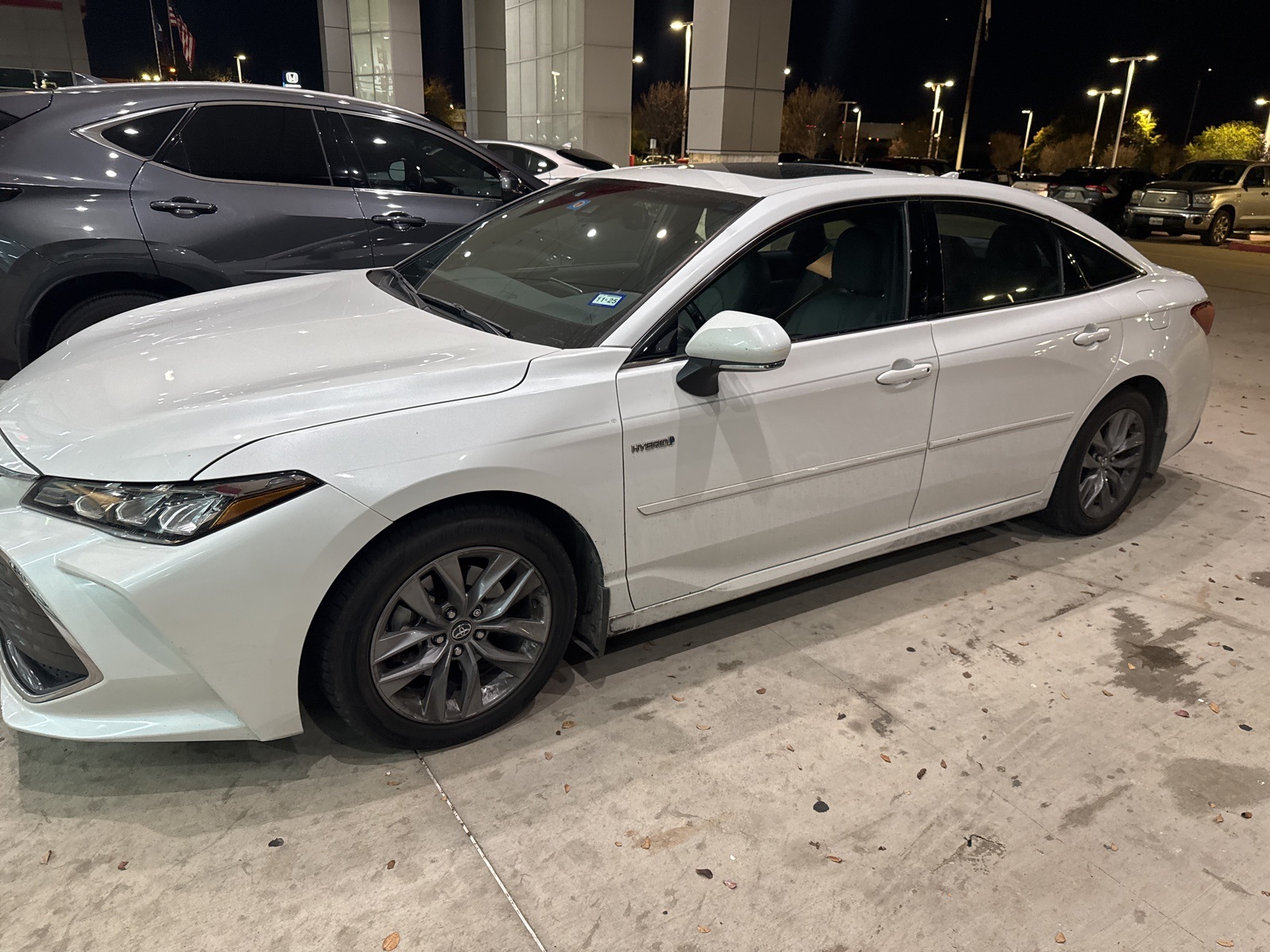 2020 Toyota Avalon XLE's photo